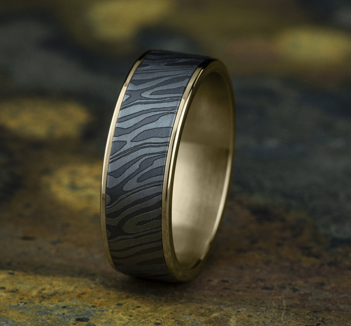 THE TIGER STRIPE 7.5mm 14K Yellow/Tantalum Grey Benchmark men's wedding band