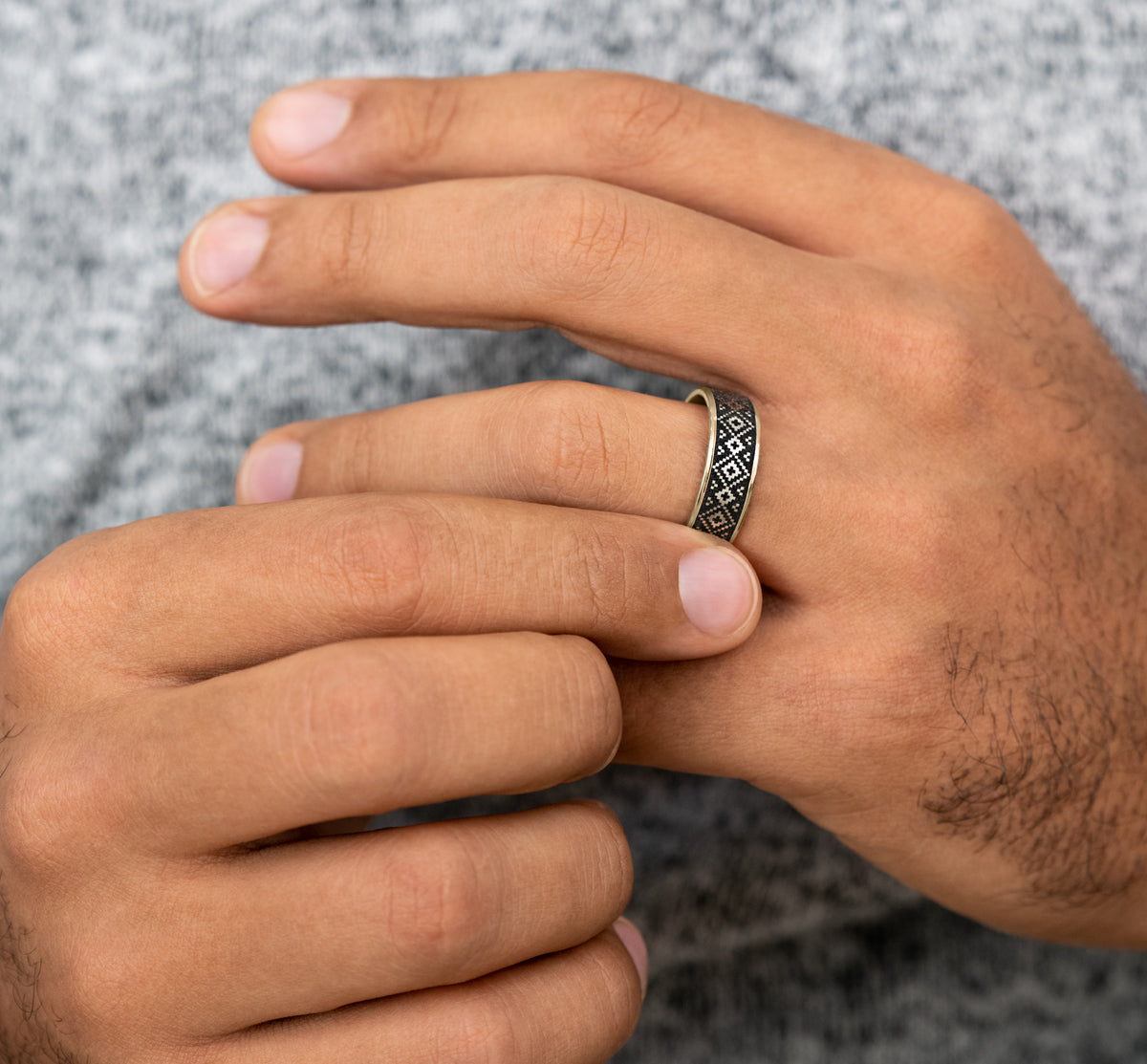 THE ISLE 7.5mm 14K Yellow/Grey-Black Titanium Benchmark men's wedding band