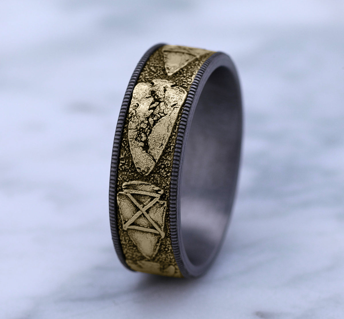 THE ARROWHEAD 7.5mm Tantalum Grey/14K Yellow Benchmark men's wedding band