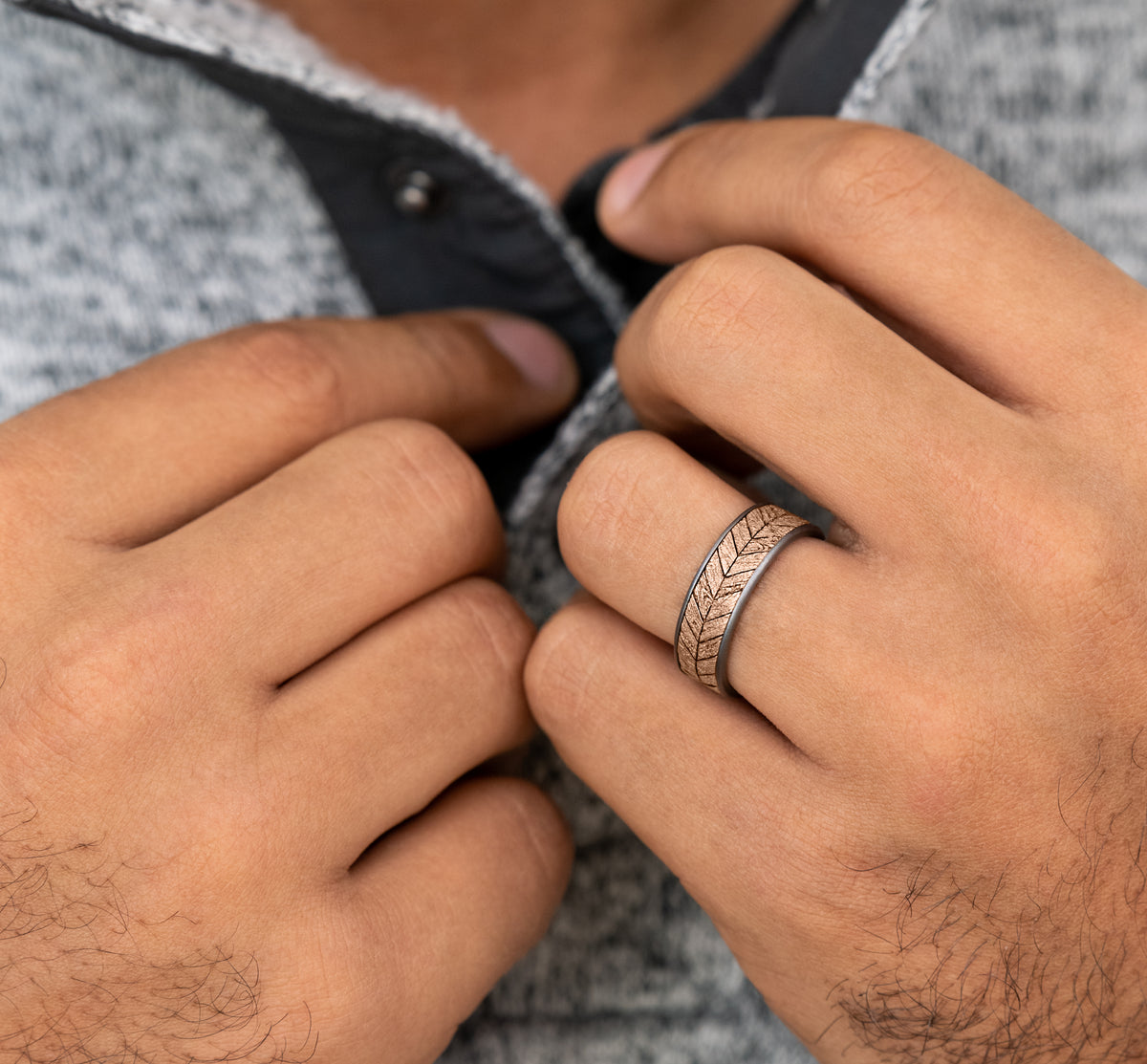 THE CHEVRON 7.5mm Tantalum Grey/14K Rose Benchmark men's wedding band
