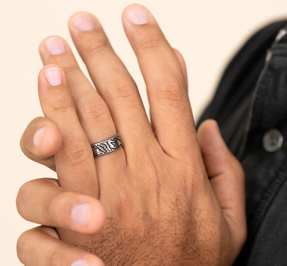 THE EXPLORER 7.5mm Tantalum Grey/Grey-Black Titanium Benchmark men's wedding band