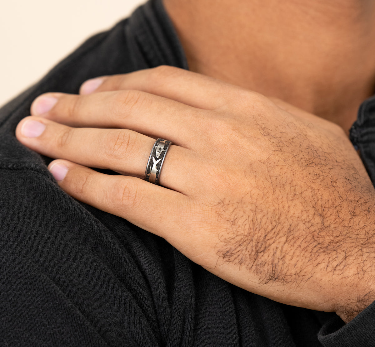 THE SKIFF 7.5mm Tantalum Grey/Grey-Black Titanium Benchmark men's wedding band