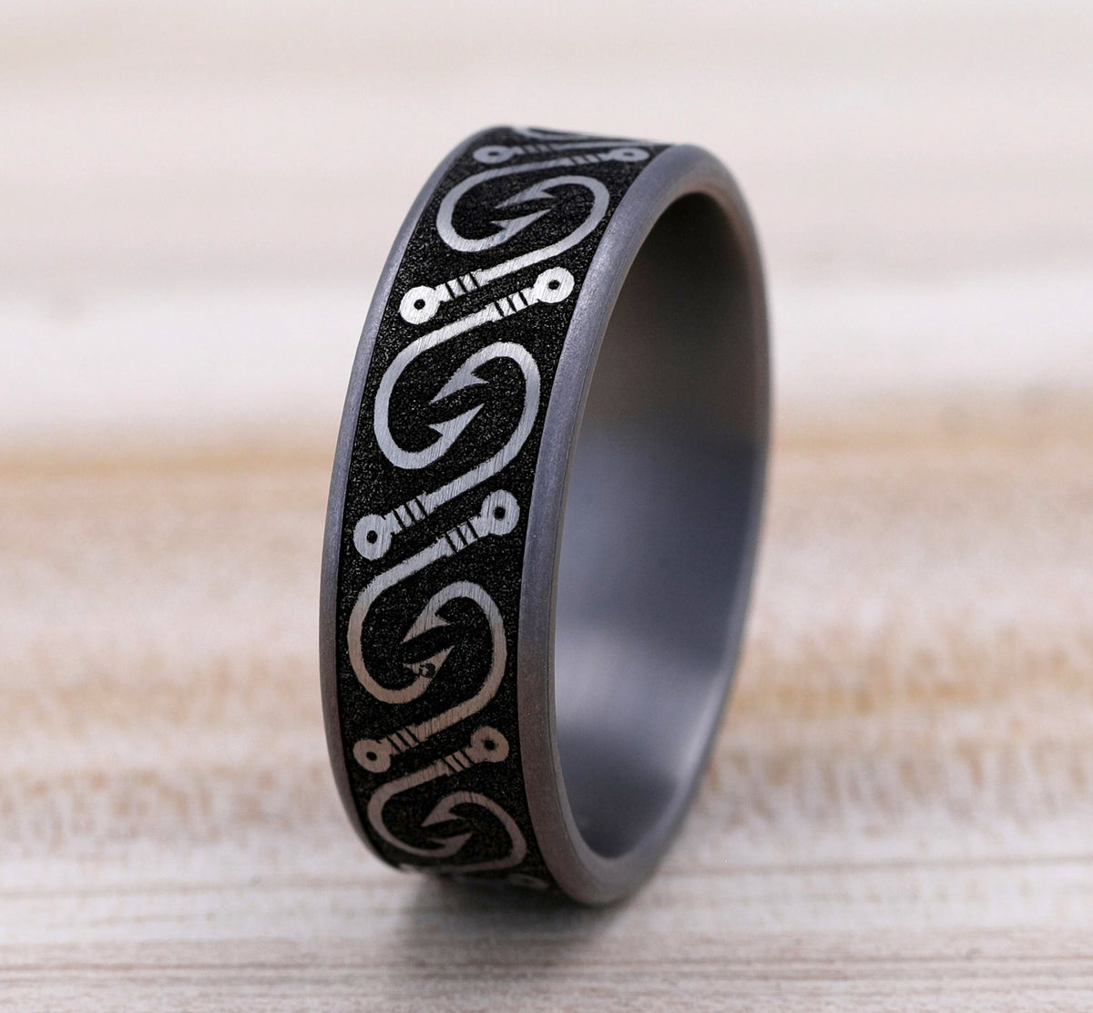 THE HOOK 7.5mm Tantalum Grey/Grey-Black Titanium Benchmark men's wedding band