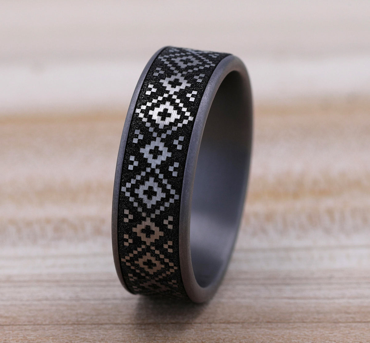 THE ISLE 7.5mm Tantalum Grey/Grey-Black Titanium Benchmark men's wedding band