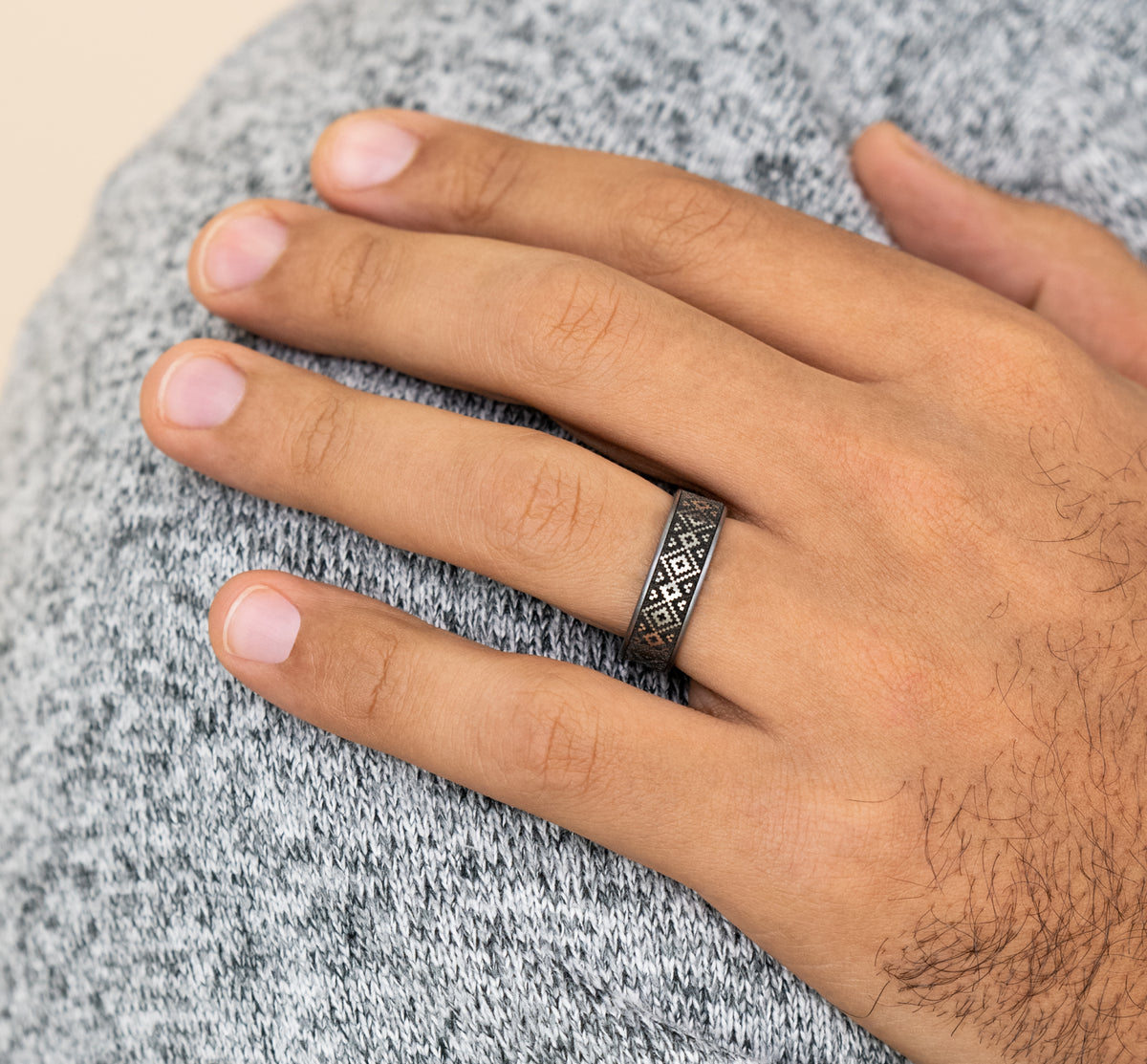 THE ISLE 7.5mm Tantalum Grey/Grey-Black Titanium Benchmark men's wedding band