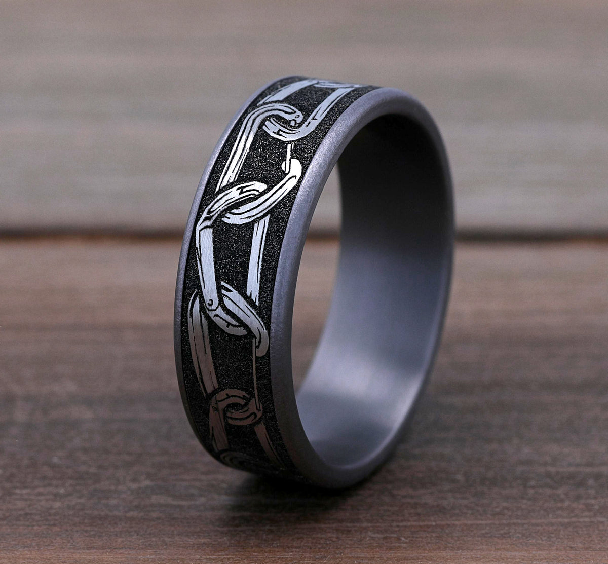 THE CARABINER 7.5mm Tantalum Grey/Grey-Black Titanium Benchmark men's wedding band