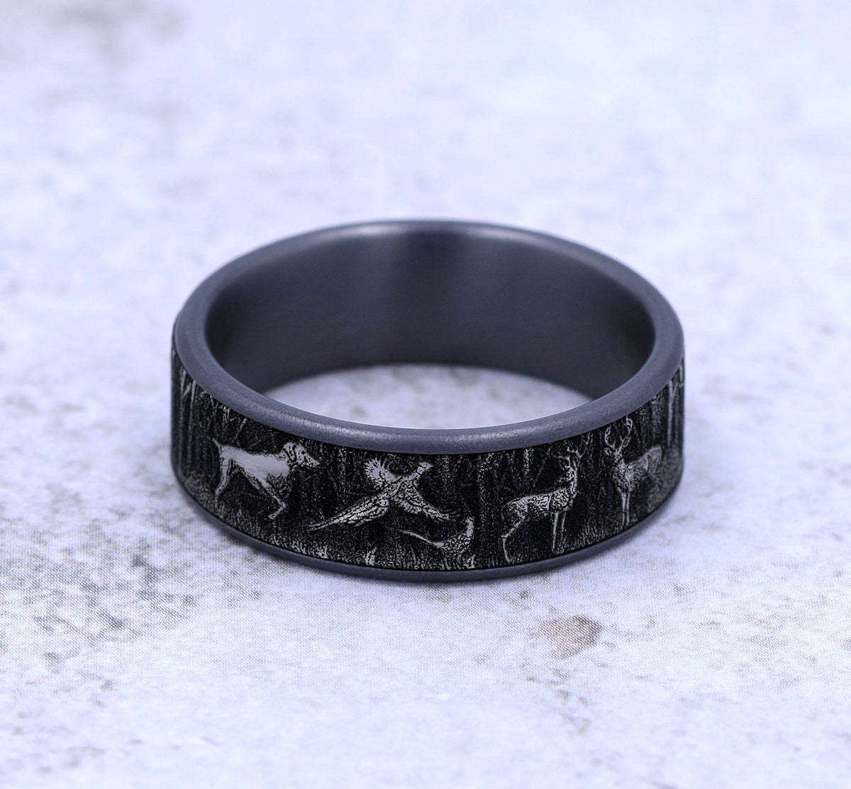 THE HUNTSMAN 7.5mm Tantalum Grey/Grey-Black Titanium Benchmark men's wedding band