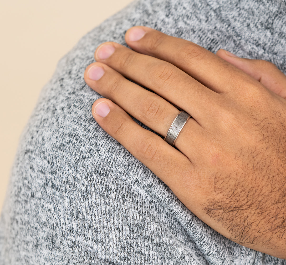 THE RAINIER 7.5mm 14K White/Tantalum Grey Benchmark men's wedding band