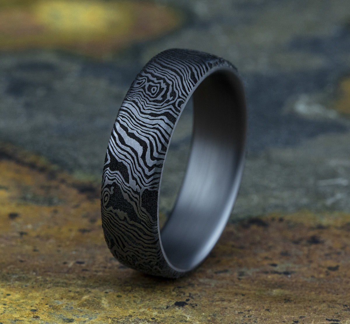 THE TORSION 6.5mm Tantalum Grey Benchmark men's wedding band