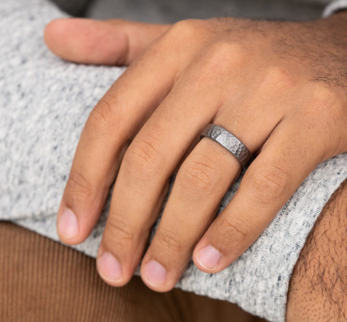 THE SHREDDER 6.5mm Tantalum Grey Benchmark men's wedding band