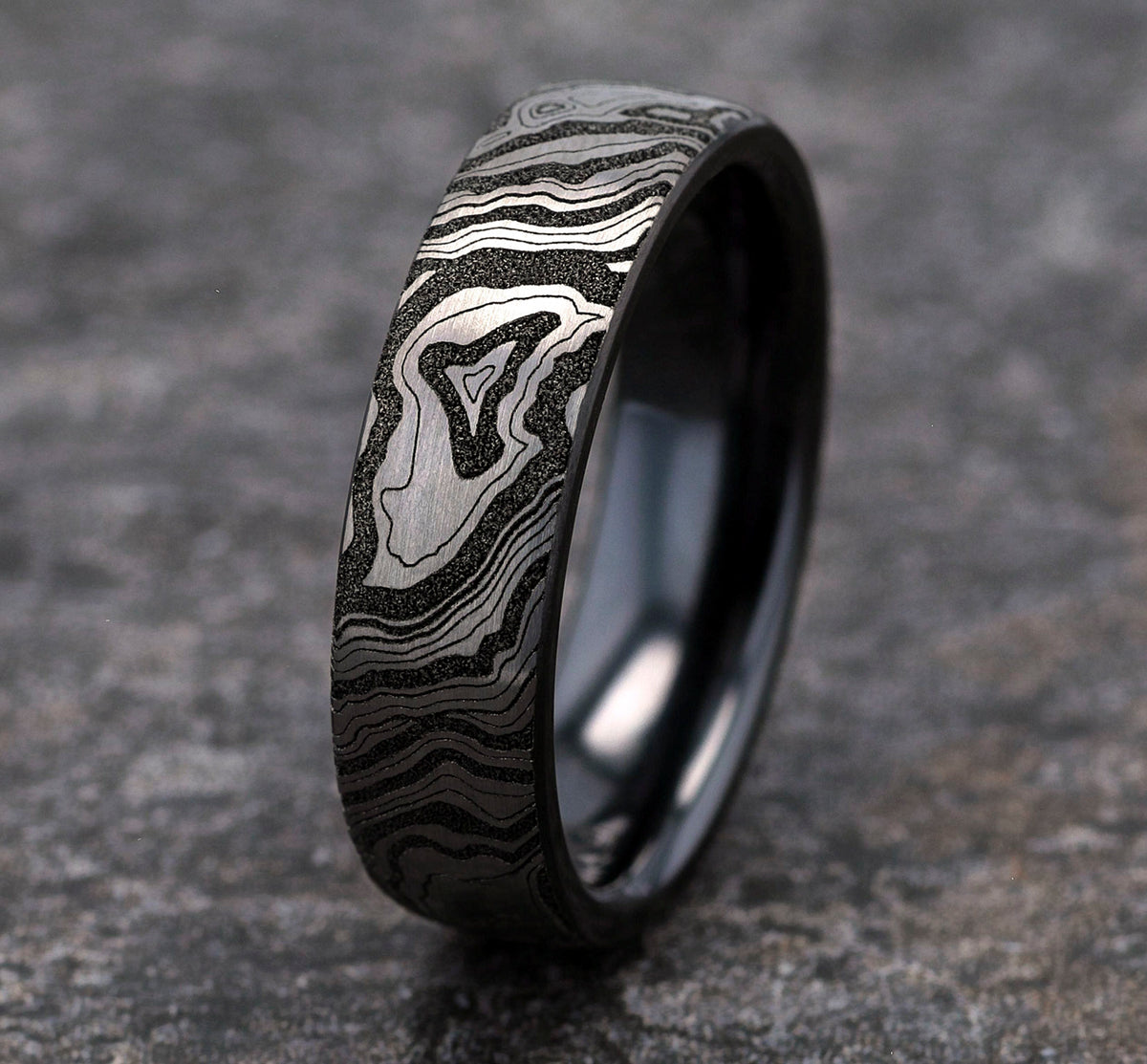 THE EXPLORER 6.5mm Grey/Black Titanium Benchmark men's wedding band