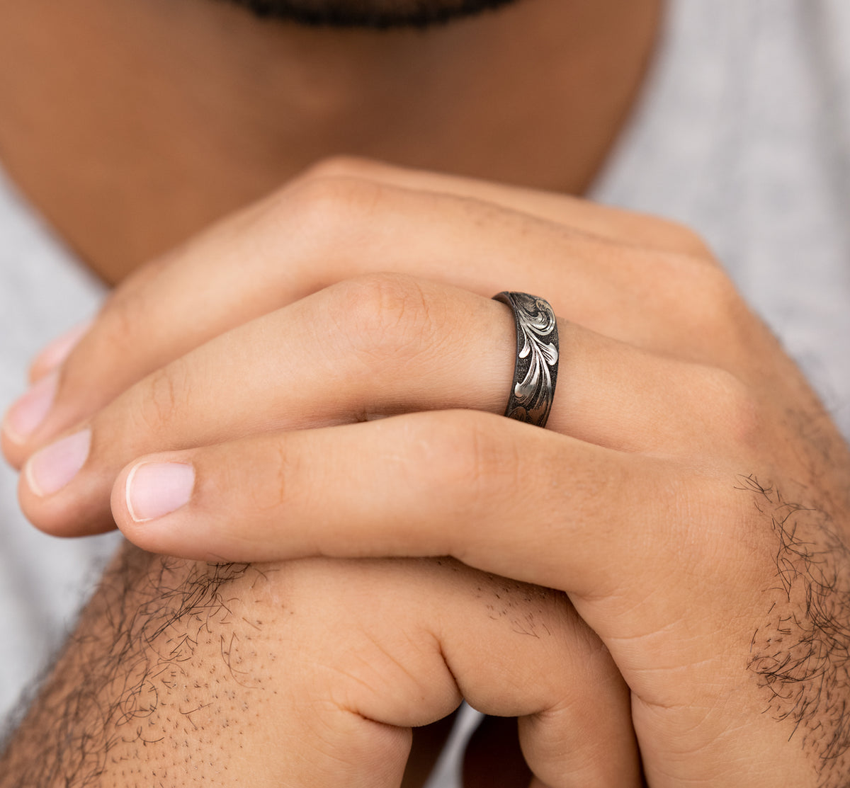 THE BARREL SCRIPT 6.5mm Grey/Black Titanium Benchmark men's wedding band