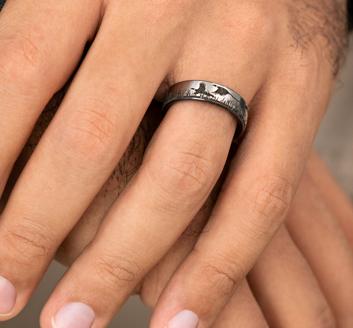 THE POINTER 6.5mm Grey/Black Titanium Benchmark men's wedding band
