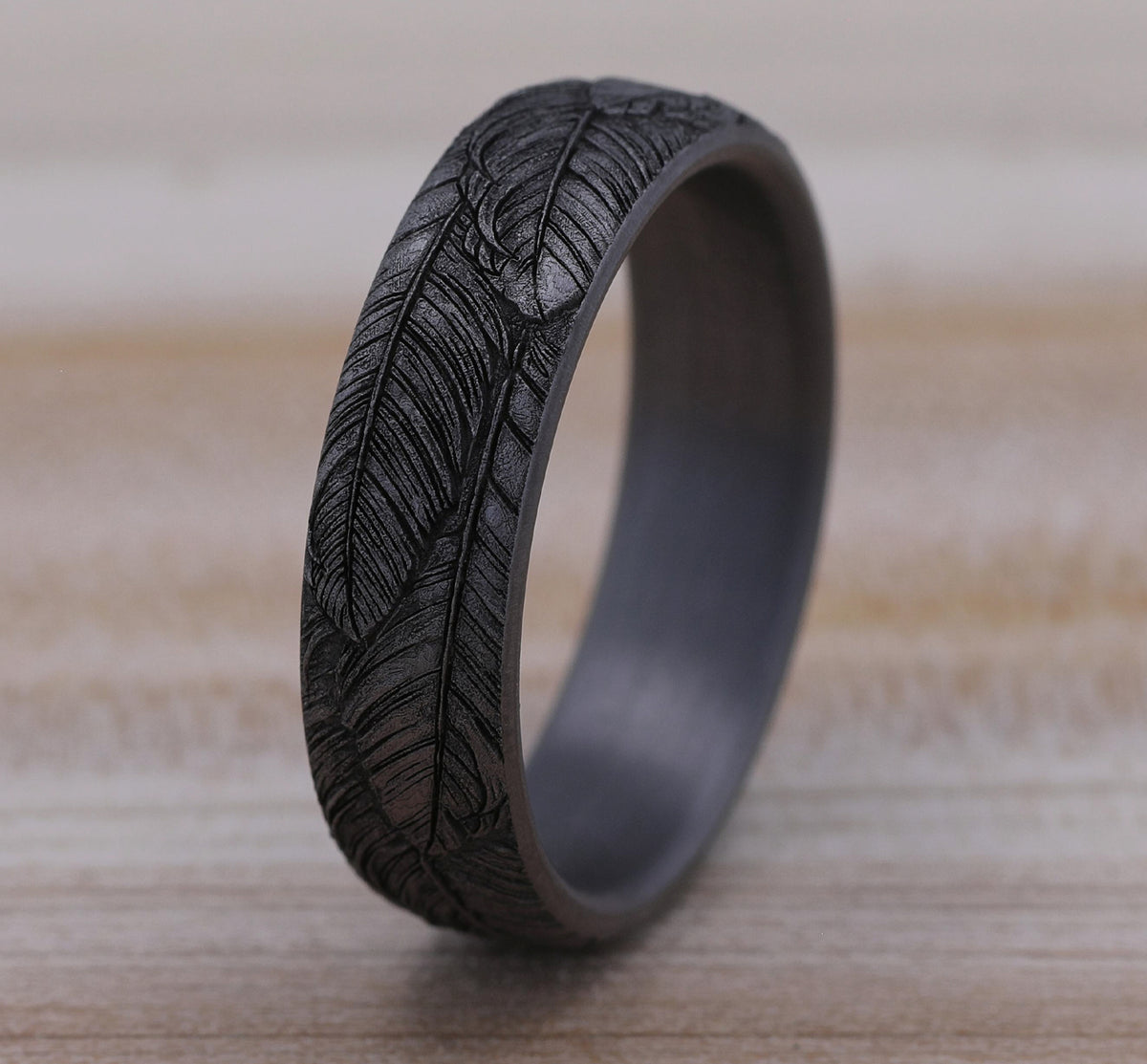 THE COVEY 6.5mm Tantalum Grey Benchmark men's wedding band
