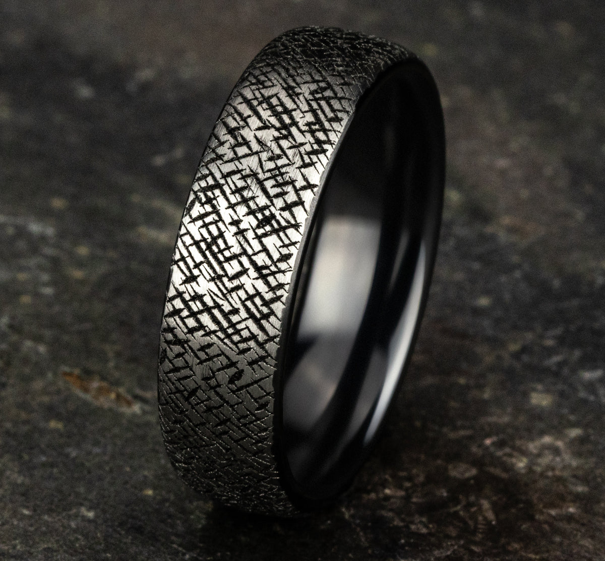 THE MASTER 6.5mm Grey/Black Titanium Benchmark men's wedding band