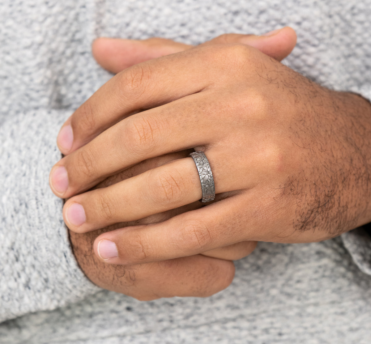 THE KALEIDOSCOPE 6.5mm Tantalum Grey Benchmark men's wedding band