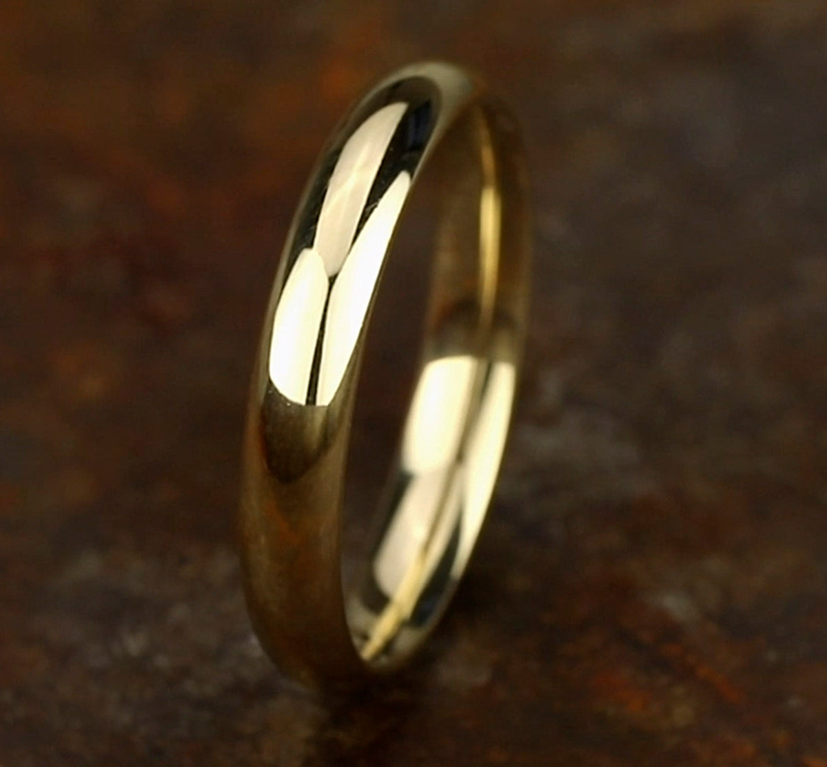 High Dome Comfort Fit 4mm 14K Yellow Benchmark men's wedding band