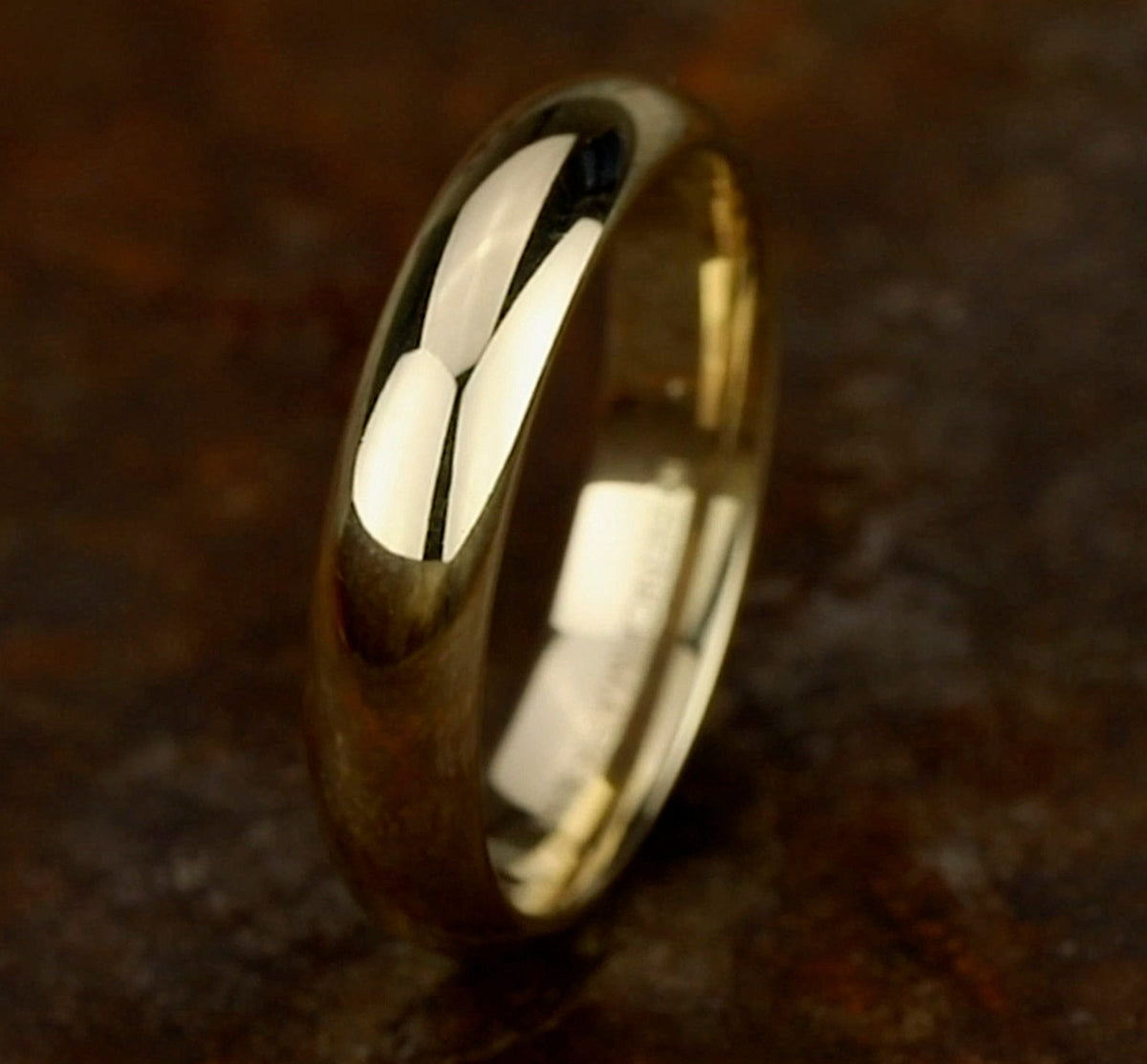 High Dome Comfort Fit 5mm 14K Yellow Benchmark men's wedding band