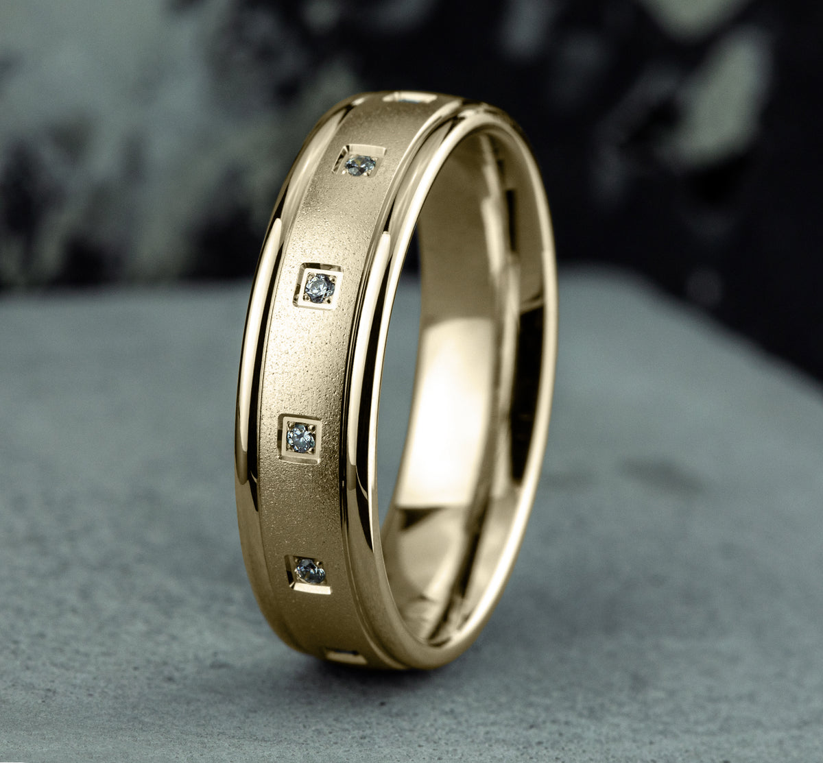 THE MONROE 6mm 14K Yellow Benchmark men's wedding band