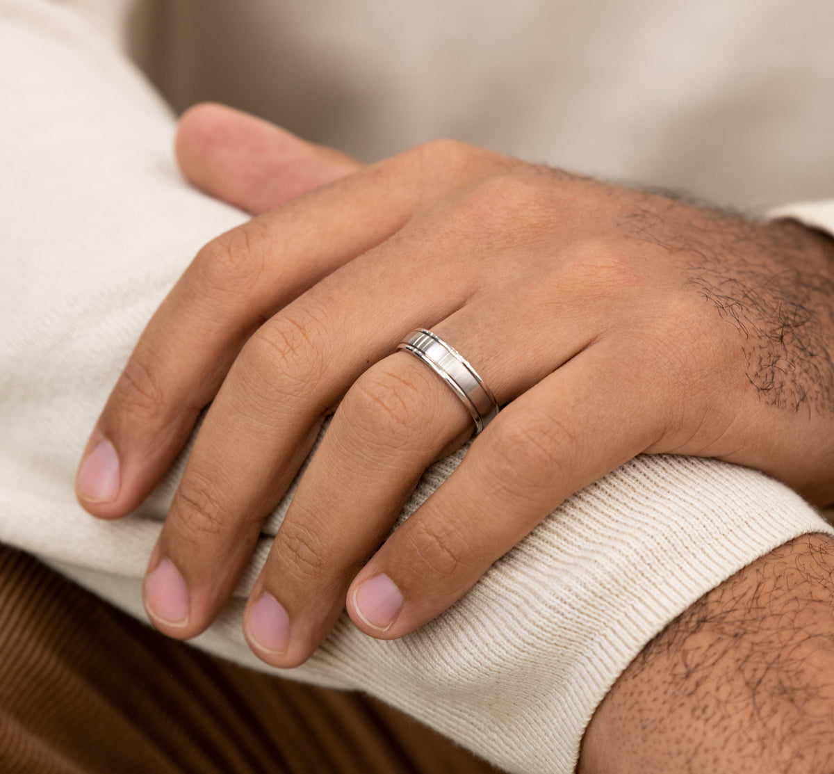 THE WASHINGTON 6mm 14K White Benchmark men's wedding band