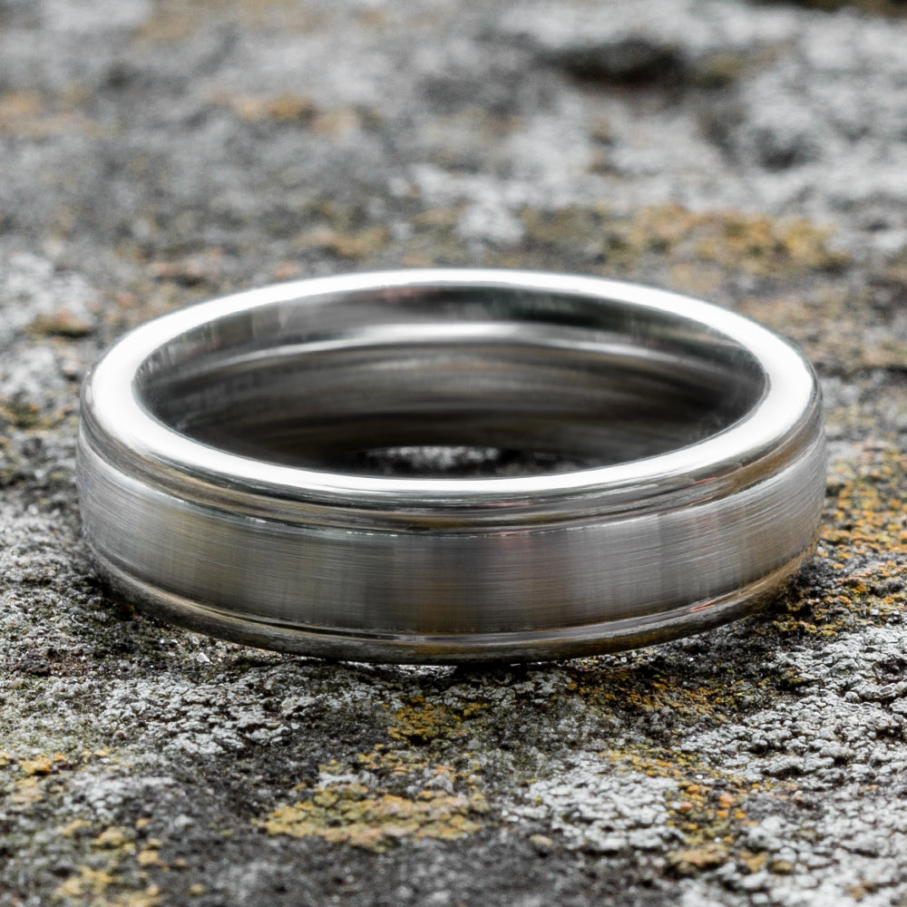 THE WASHINGTON 6mm Cobalt White Benchmark men's wedding band