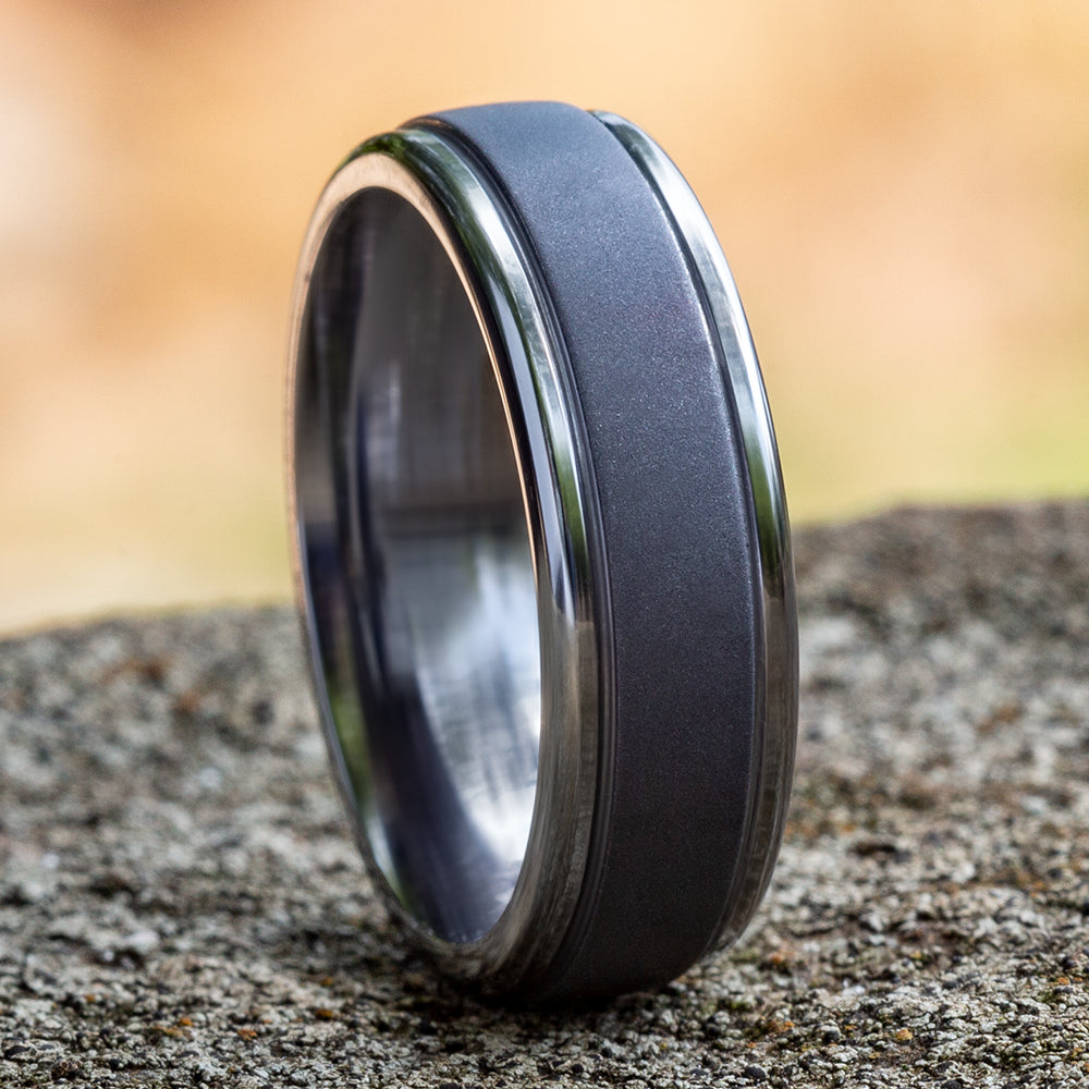 THE WASHINGTON 7mm Tantalum Grey Benchmark men's wedding band