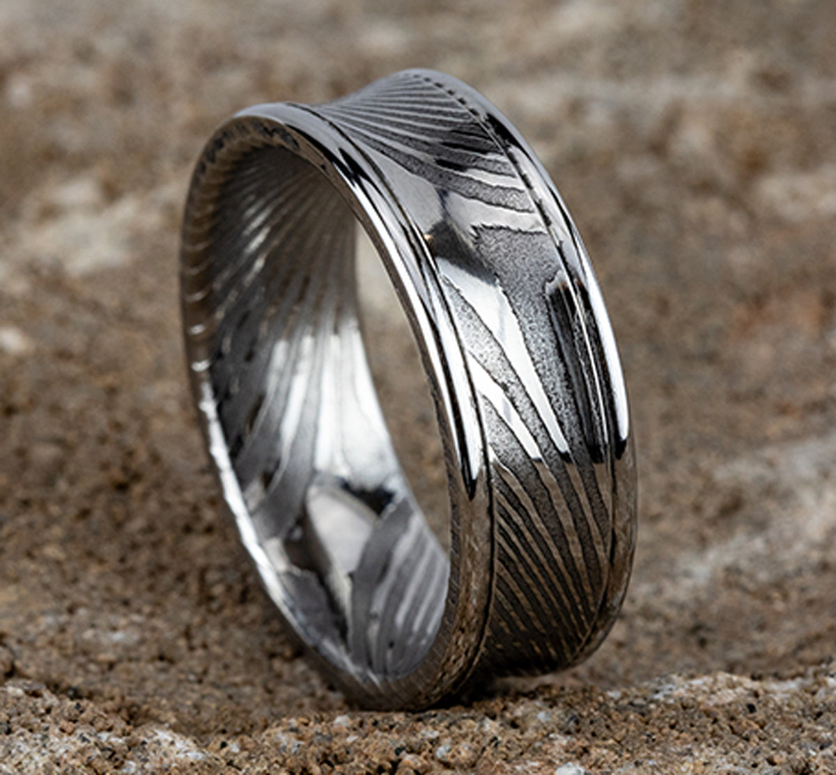 THE DESOTO 7.5mm Damascus Steel Benchmark men's wedding band