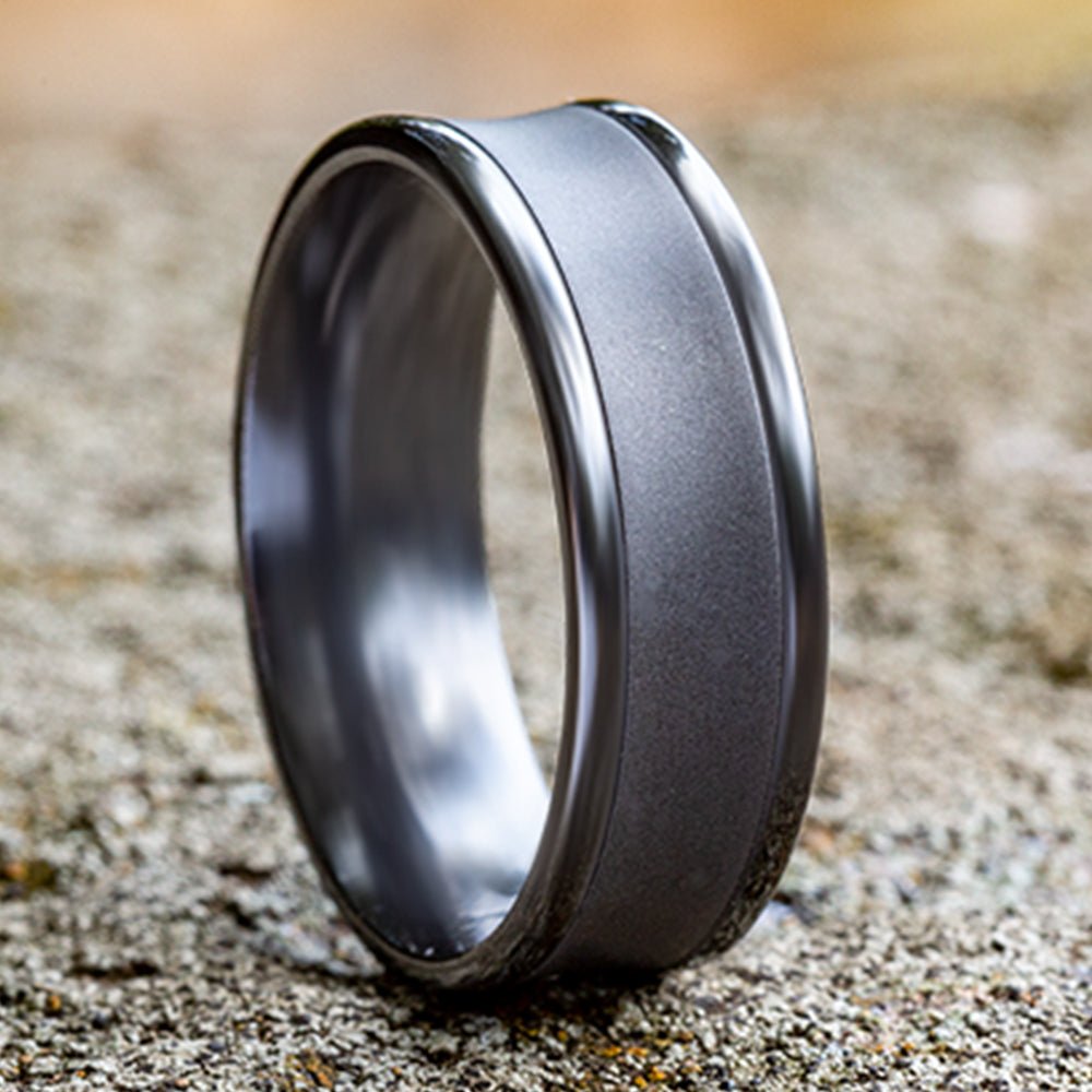 THE DESOTO 7.5mm Tantalum Dark Benchmark men's wedding band
