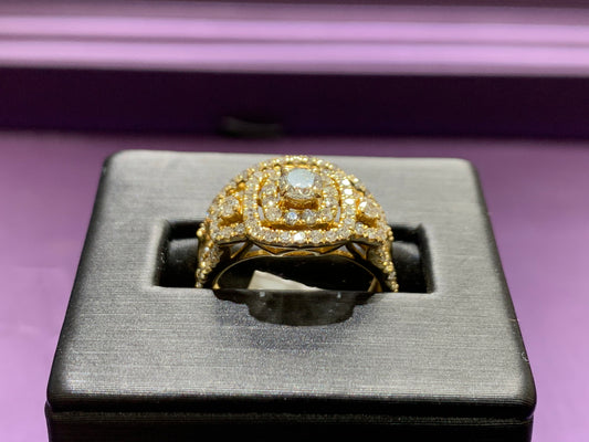 14kt yellow and 1.00ctw  with 2 halo plus wedding band with round diamonds and yellow gold