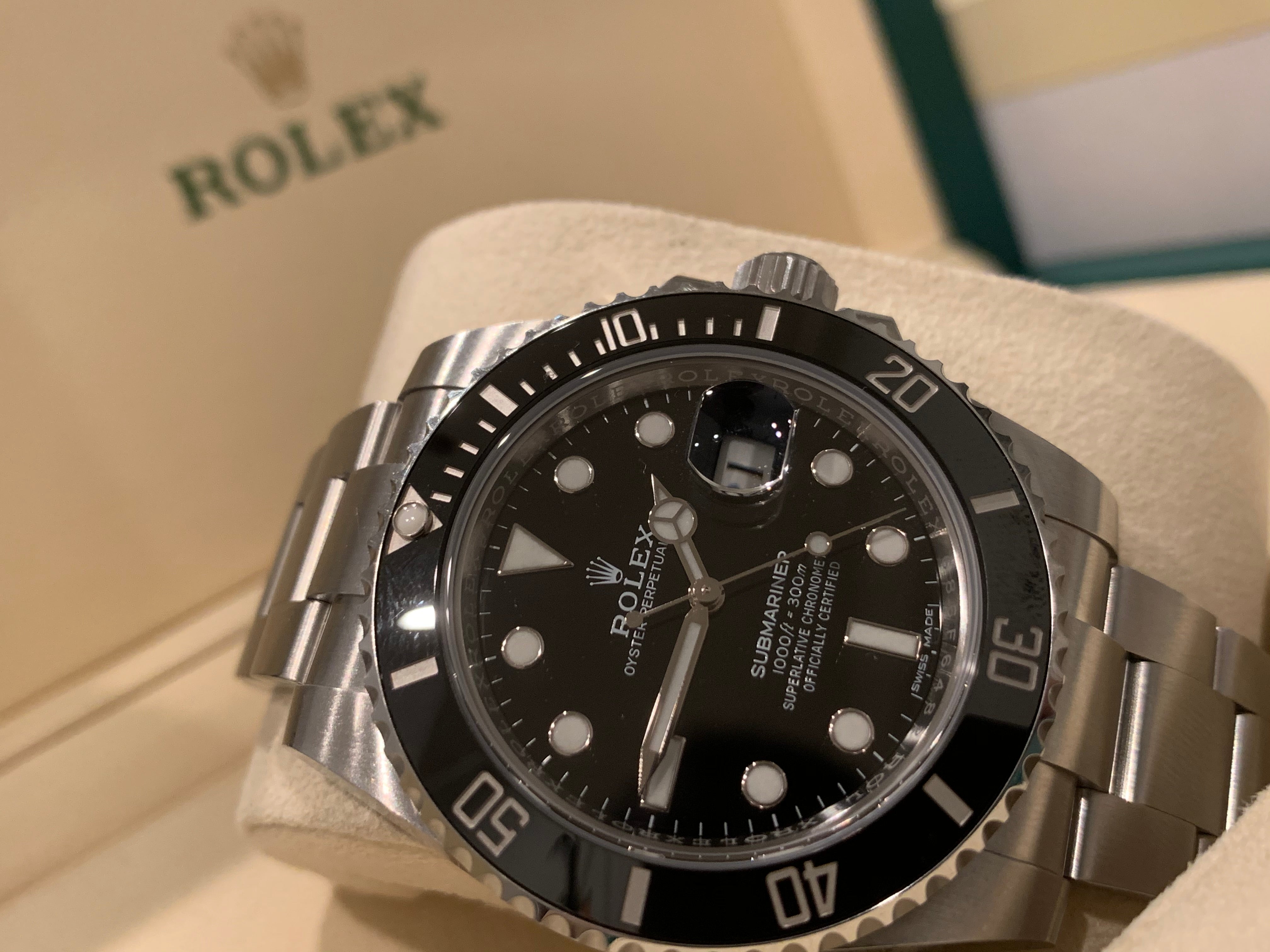 Rolex 116610LN Stainless Steel Submariner 40mm Black Dial Ceramic