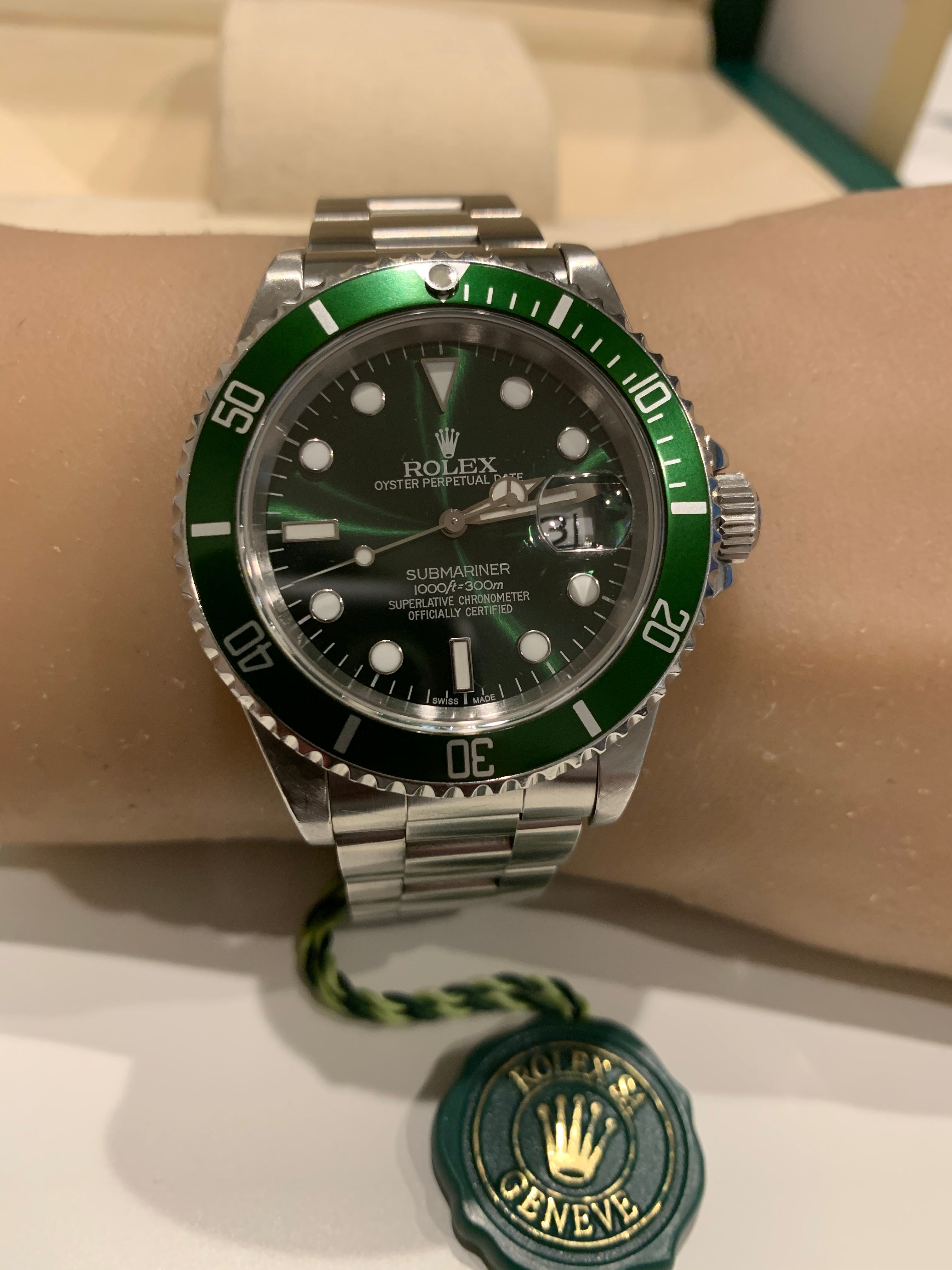 Rolex 16610 Stainless Steel Submariner 40mm custom Green Dial with