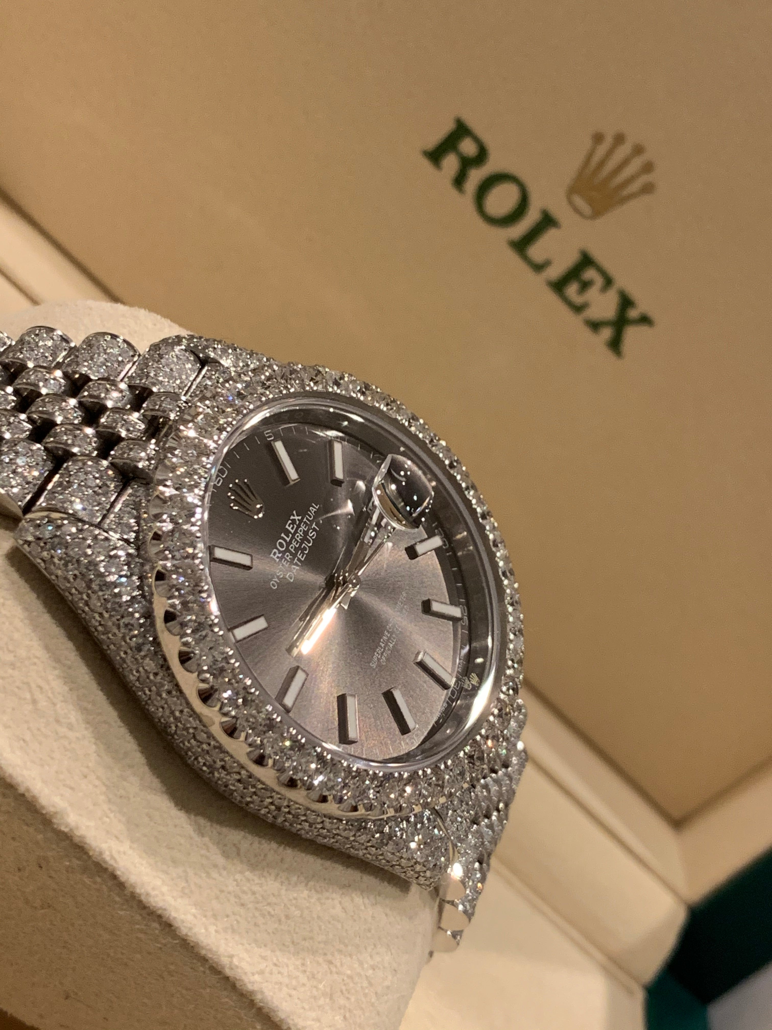 Rolex 126300 41mm Datejust Honeycomb setting Jubilee 14 carats