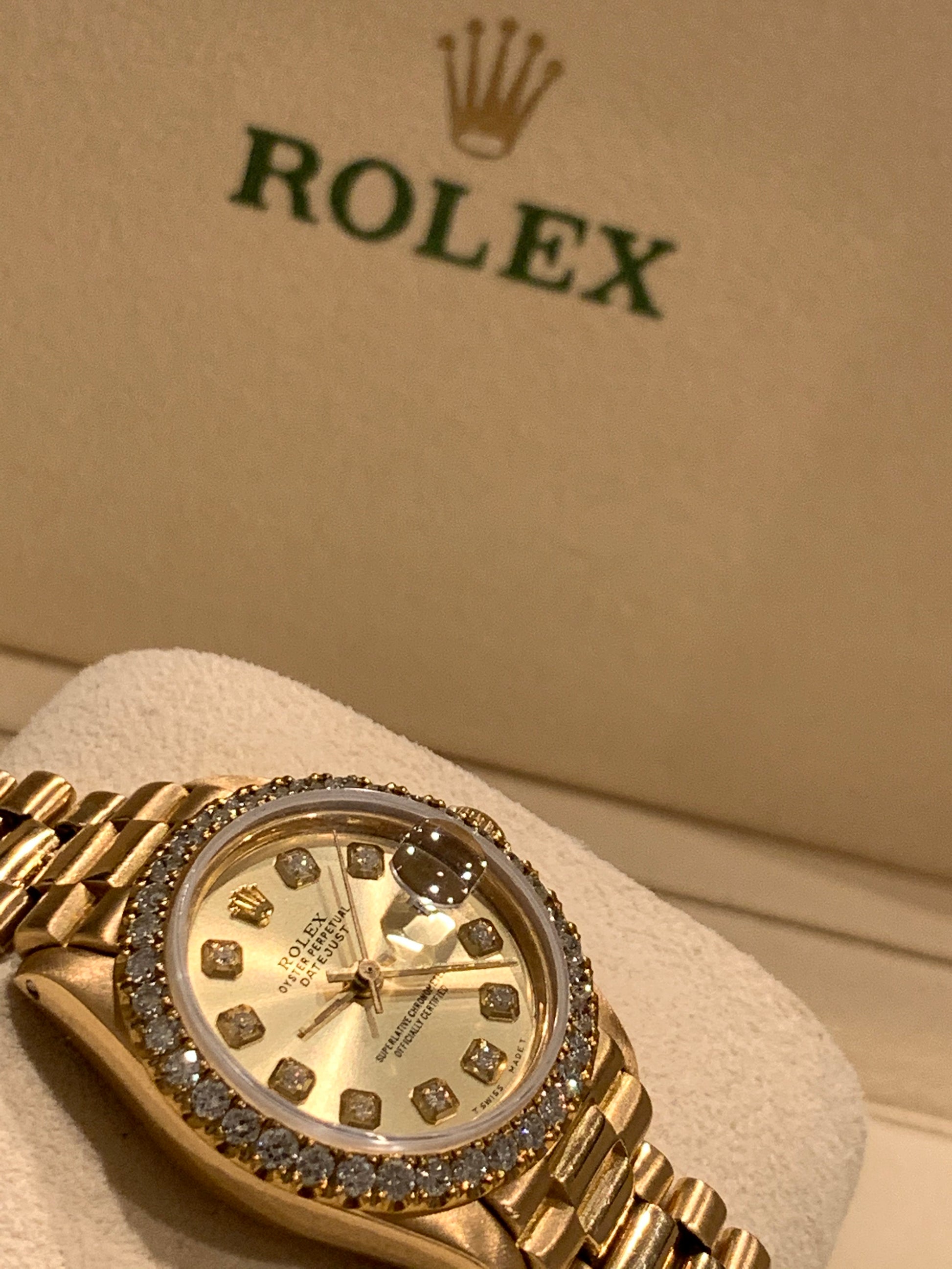 18K Gold Rolex Datejust Diamond Watch. 26mm. President Bracelet