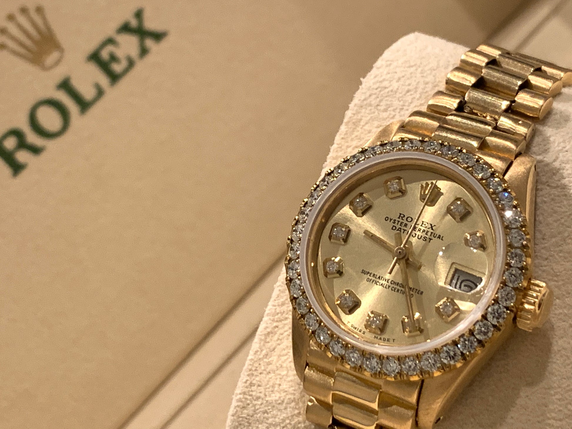 Rolex 6917 Ladies 18k Mid size 26mm Diamond Bezel – Jewelers