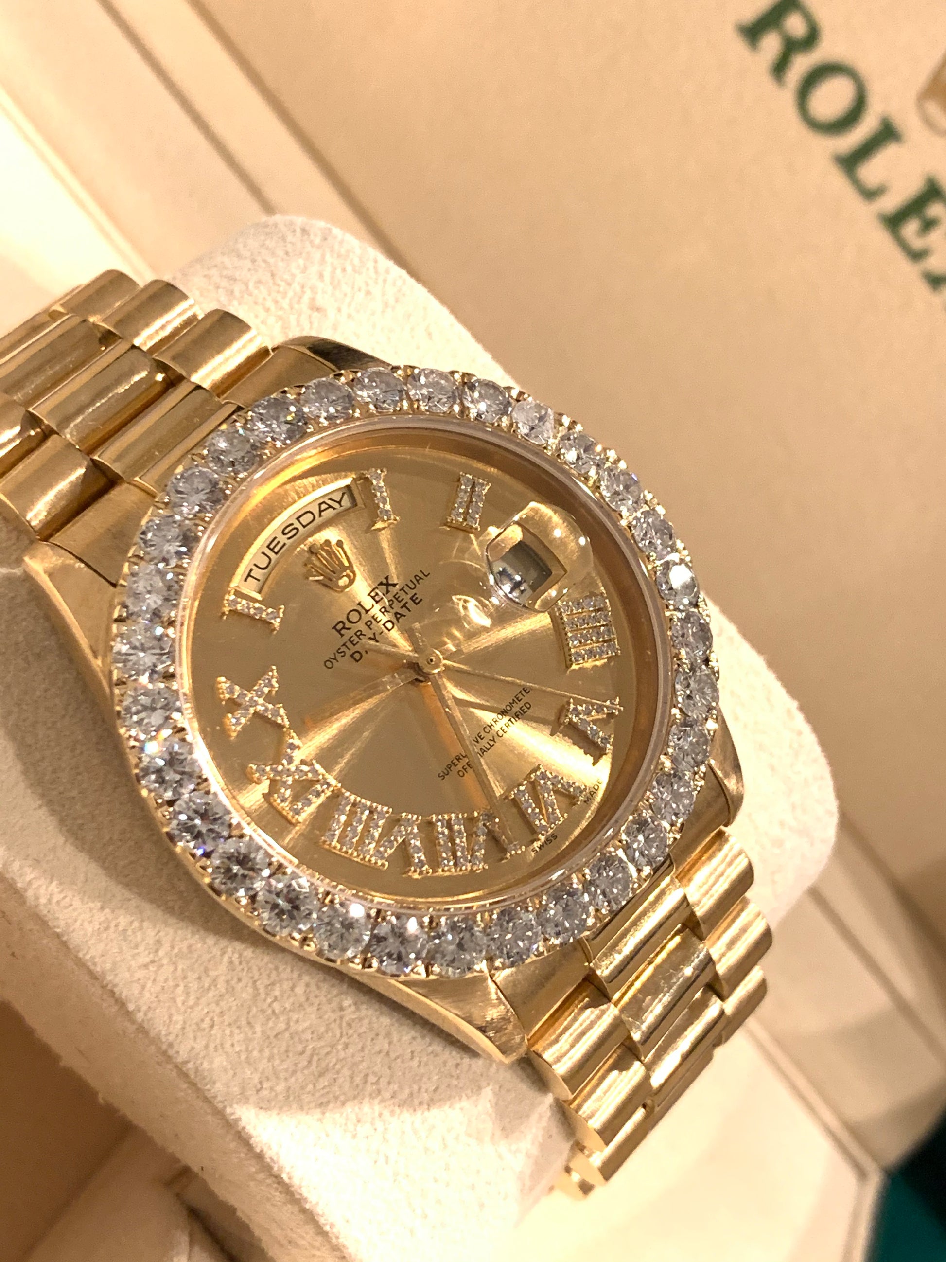 Diamond Bezel Rolex D Date Gold Rolex President Day Date 18238 18k