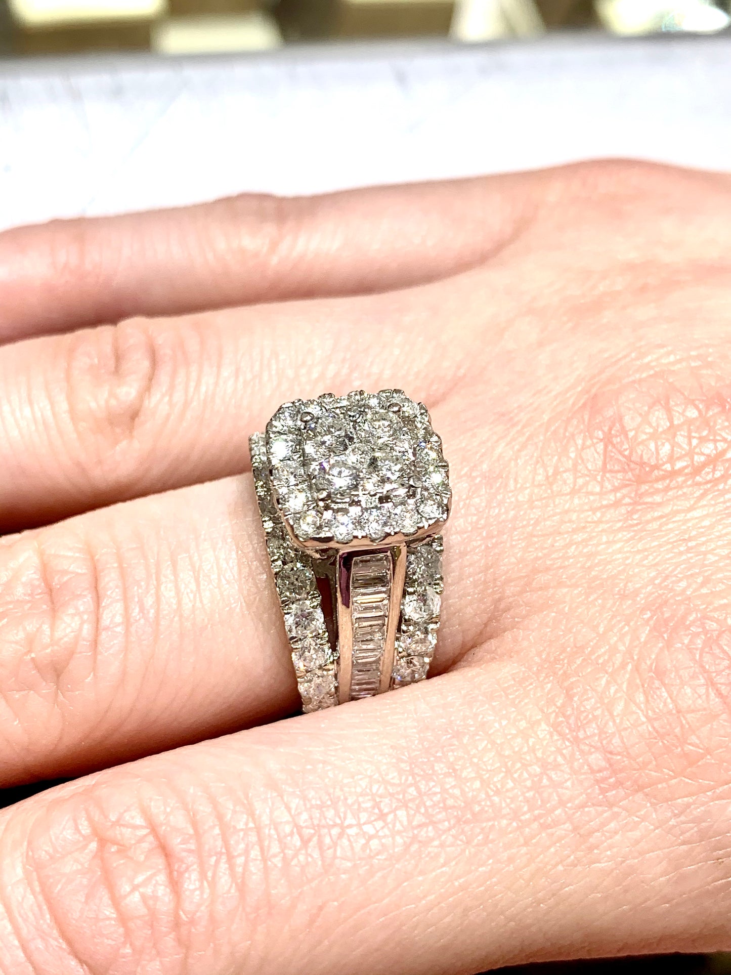 Elegant 14 White Gold 3 Carat Engagement Ring