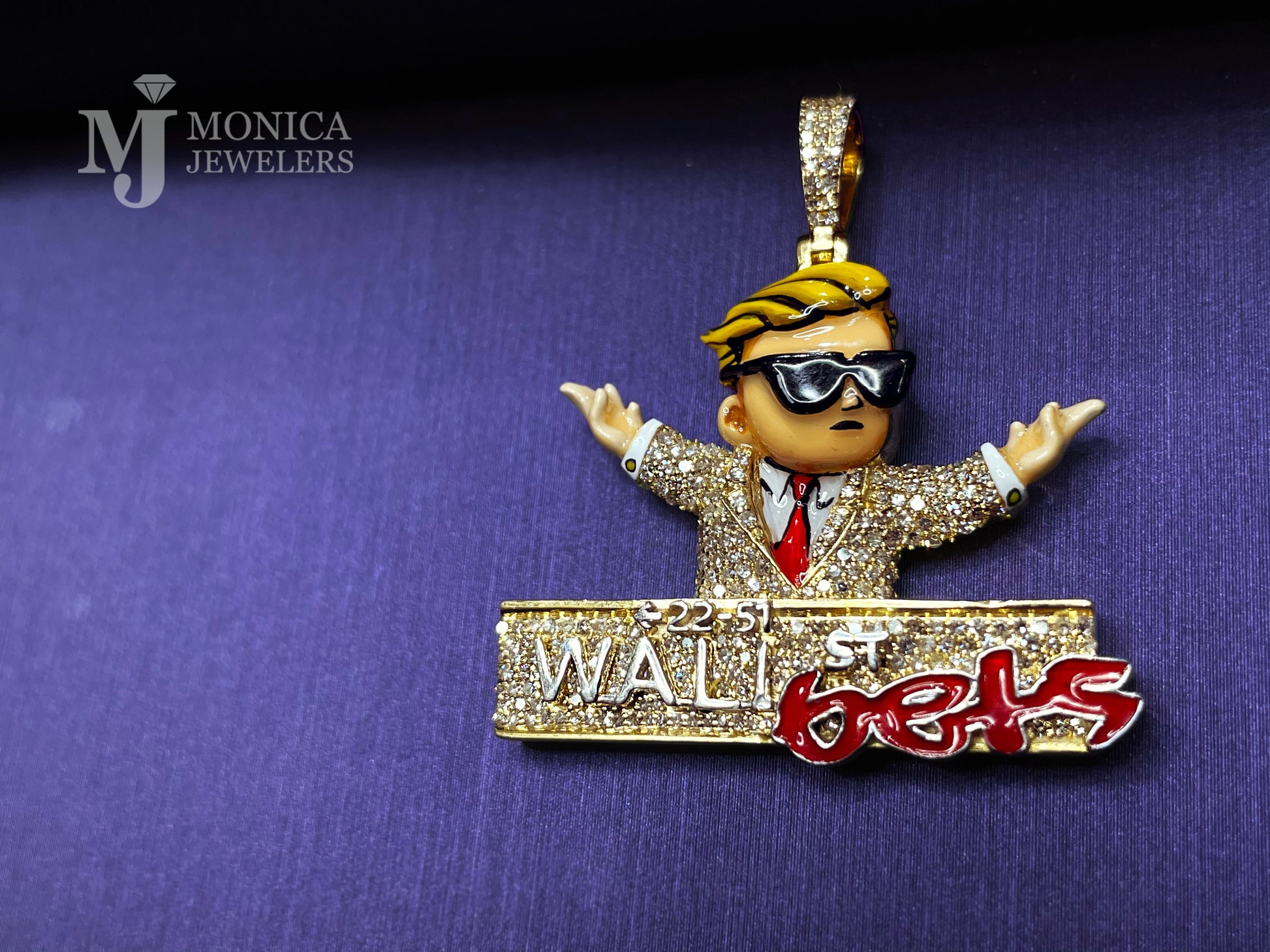 10k yellow Gold Wallstreet Bets pendant with 1ctw